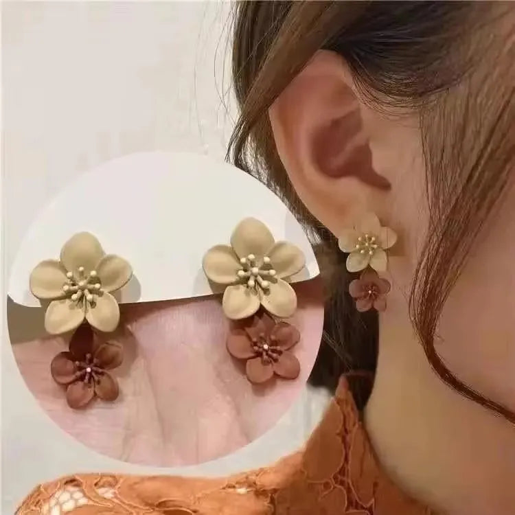 2026 Trending Luxury Crystal Cross Stud Earrings